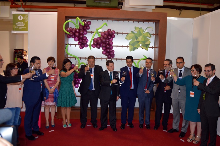 La alcaldesa de Ciudad Real inaugura “Fenavin Contact” como encuentro de negocios entorno al vino 