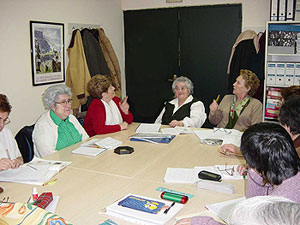 mayores en el aula cultural