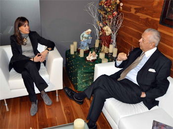 La alcaldesa recibe al embajador de Chile