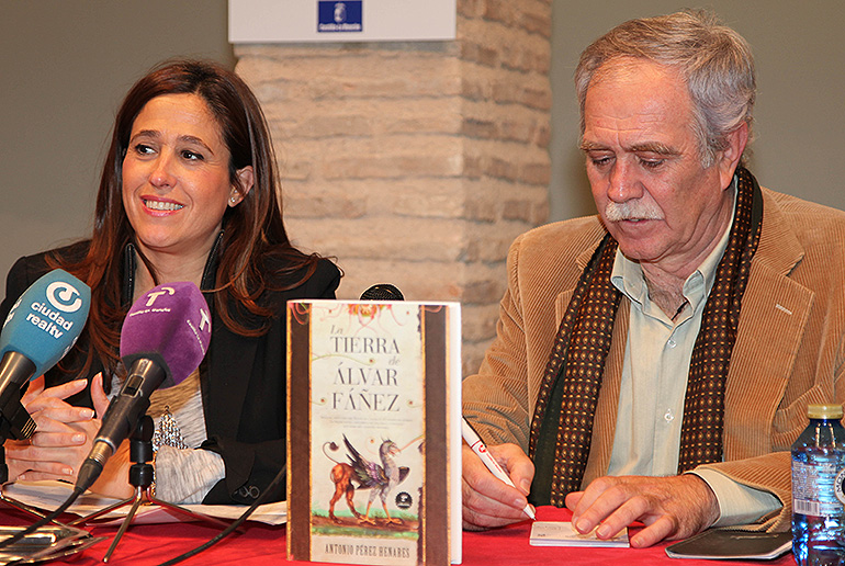 Antonio Pérez Henares ha presentado en Ciudad Real su última novela