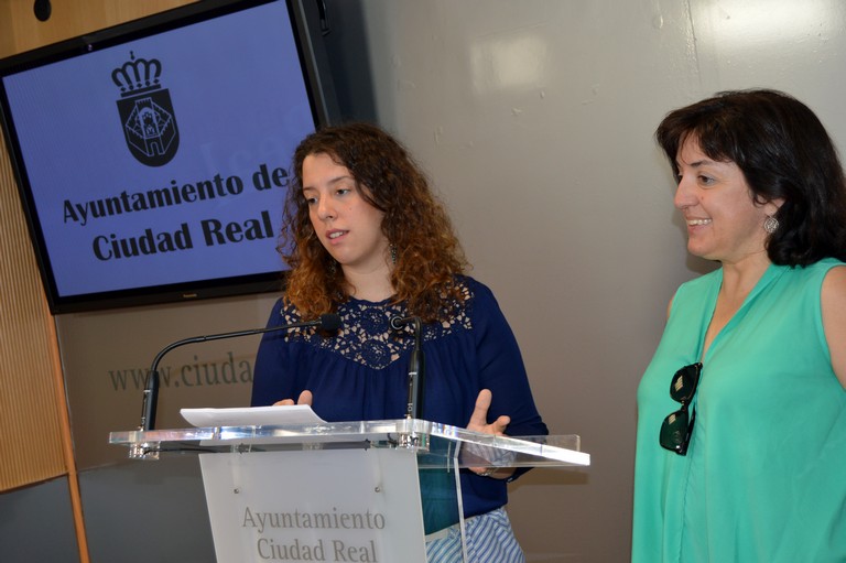  Nohemí Gómez-Pimpollo y Sara Martínez
