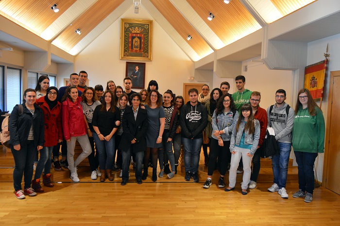 Alumnos de la Facultad de Letras abordan la Participación Ciudadana en el Ayuntamiento