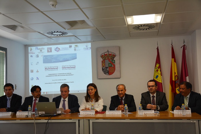 Pilar Zamora traslada los trabajos del Equipo de Gobierno en el I Encuentro Multilateral de Transparencia