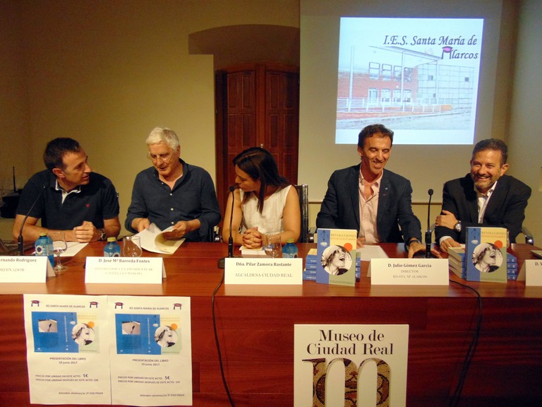 PRESENTACION_LIBRO_REVOLUCIONES_Y_REVOLUCIONARIOS