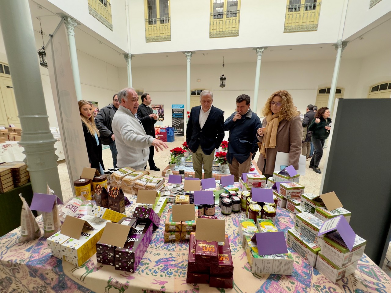 Mercadillo Solidario de Manos Unidas