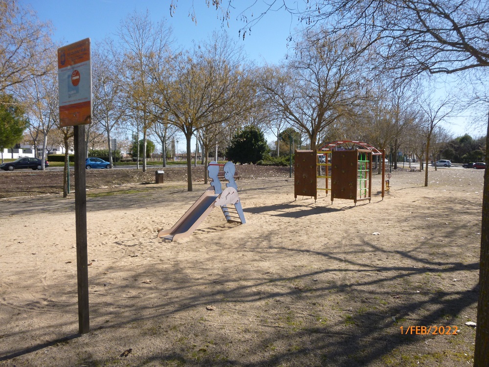 Puerto Lápice area infantil