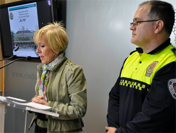 Teresa Aguirre en rueda de prensa