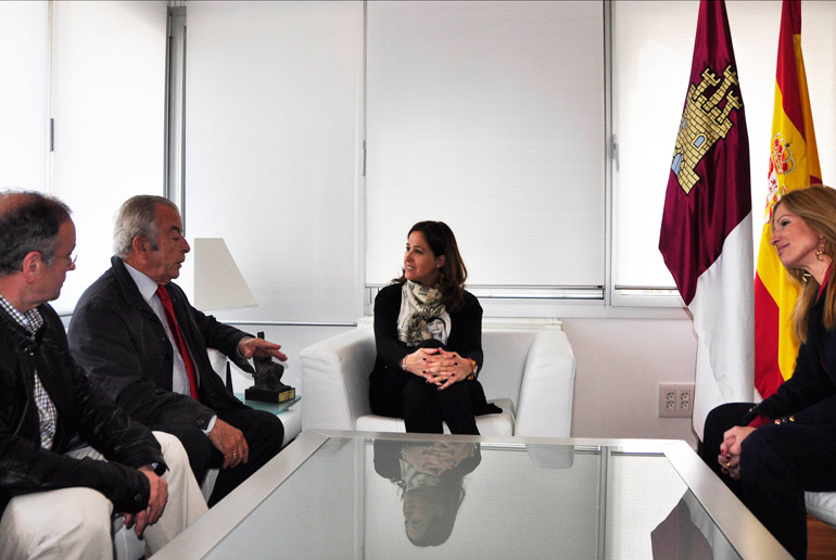 Reunión de la alcaldesa de Ciudad Real con la Hermandad de Alarcos