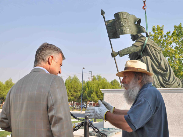 Estatua de Hernán Pérez del Pulgar