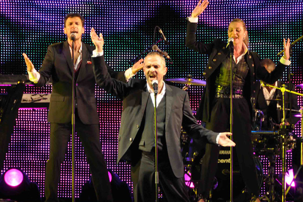 Miguel Bosé durante su concierto Cardio Tour en Ciudad Real