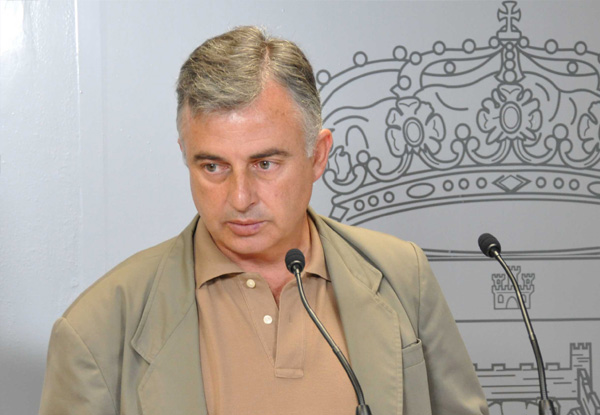 Juan Caballero durante la rueda de prensa