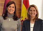 La alcaldesa junto a la presidenta del Parlamento Vasco