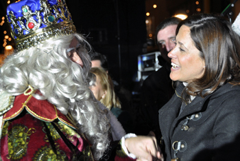 Noche de Reyes en Ciudad Real. Melchor, Gaspar y Baltasar son recibidos por miles de niños