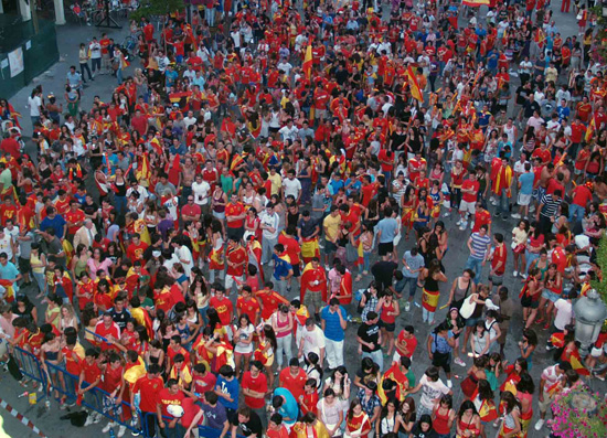 El Ayuntamiento instalará una pantalla gigante en la Plaza Mayor para poder ver  la final entre Holanda y España