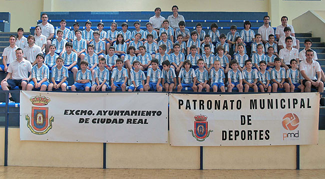 Niños del Campus Deportivo de Balonmano