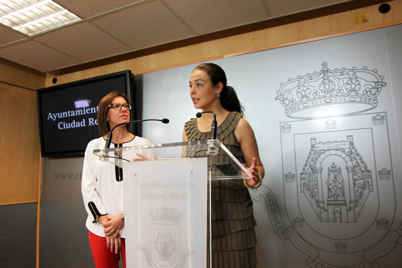 Pilar Zamora y Vitoria Sobrino