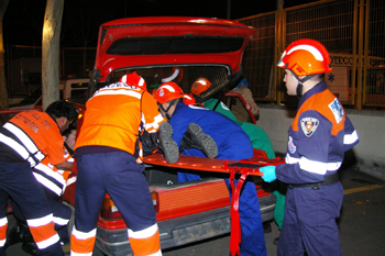 Voluntarios de Protección Civil realizan un curso de Intervención y Asistencia Sanitaria en accidentes de tráfico