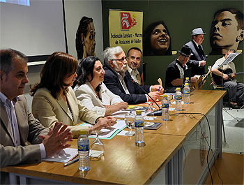 Rosa Romero en la presentación del libro