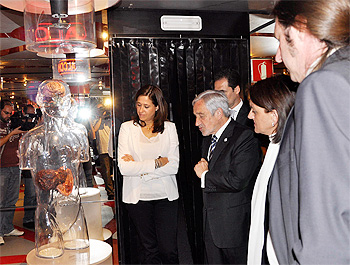 Rosa Romero en la inauguración de la exposición