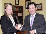 Lola Merino con el presidente del Colegio Oficial de Agentes Comerciales de Ciudad Real