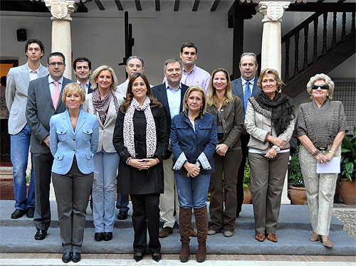 Rosa Romero y el equipo de Gobierno