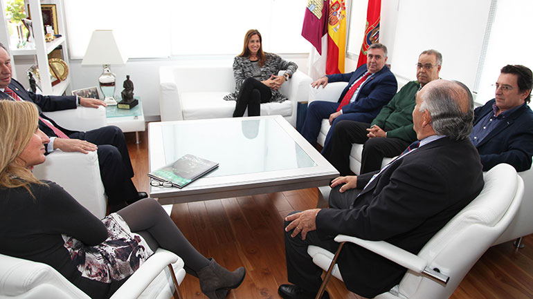 Rosa Romero con  Casa de Castilla-La Mancha en Sevilla
