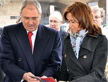 Primera piedra de la futura Facultad de Medicina