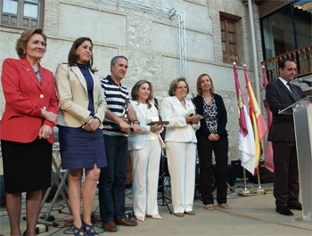 Carmen Sancho en el acto municipal homenaje al maestro