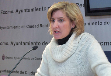 Rosario Roncero reitera la invitación a UGT y CCOO a participar en el pacto local por el empleo
