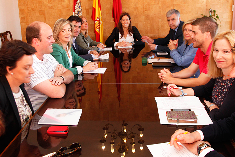 La alcaldesa preside la Junta de Gobierno Local